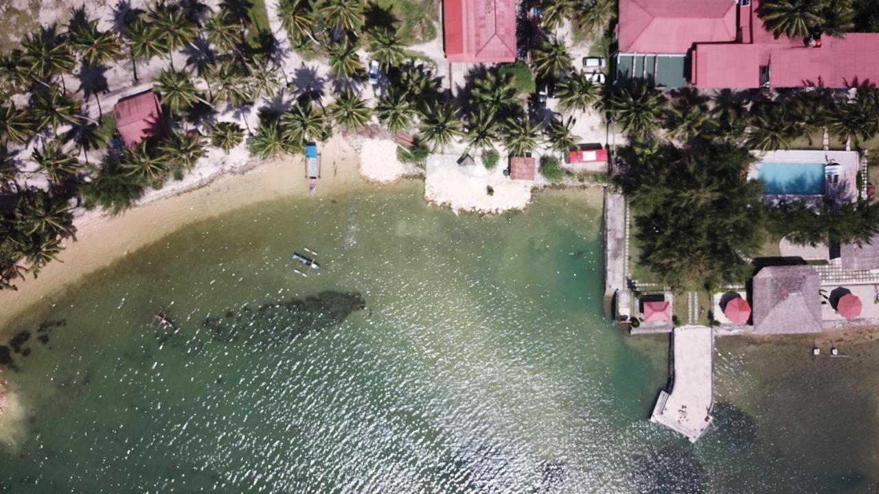 Salty Dog Hostel Telukdalem Buitenkant foto